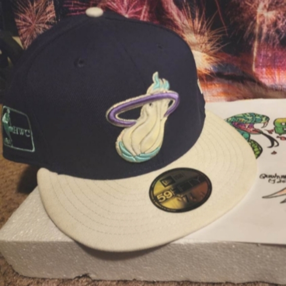 🔥🏀 Miami Heat Logo New Era, 59Fifty, 7 3/8", Royal purple with blue 🏀🔥 - Picture 1 of 5